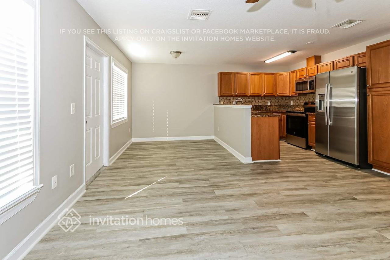 149 Carol Susan Ln - Photo 6 of 18