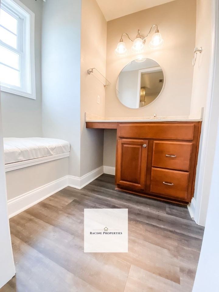 364 Fiddlers Way - Photo 4 of 44