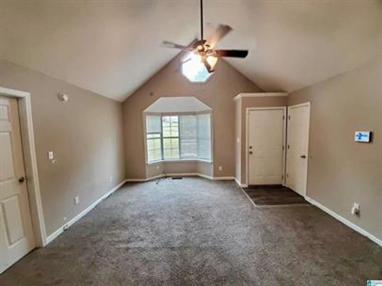 620 15th Ave Nw - Photo 3 of 17