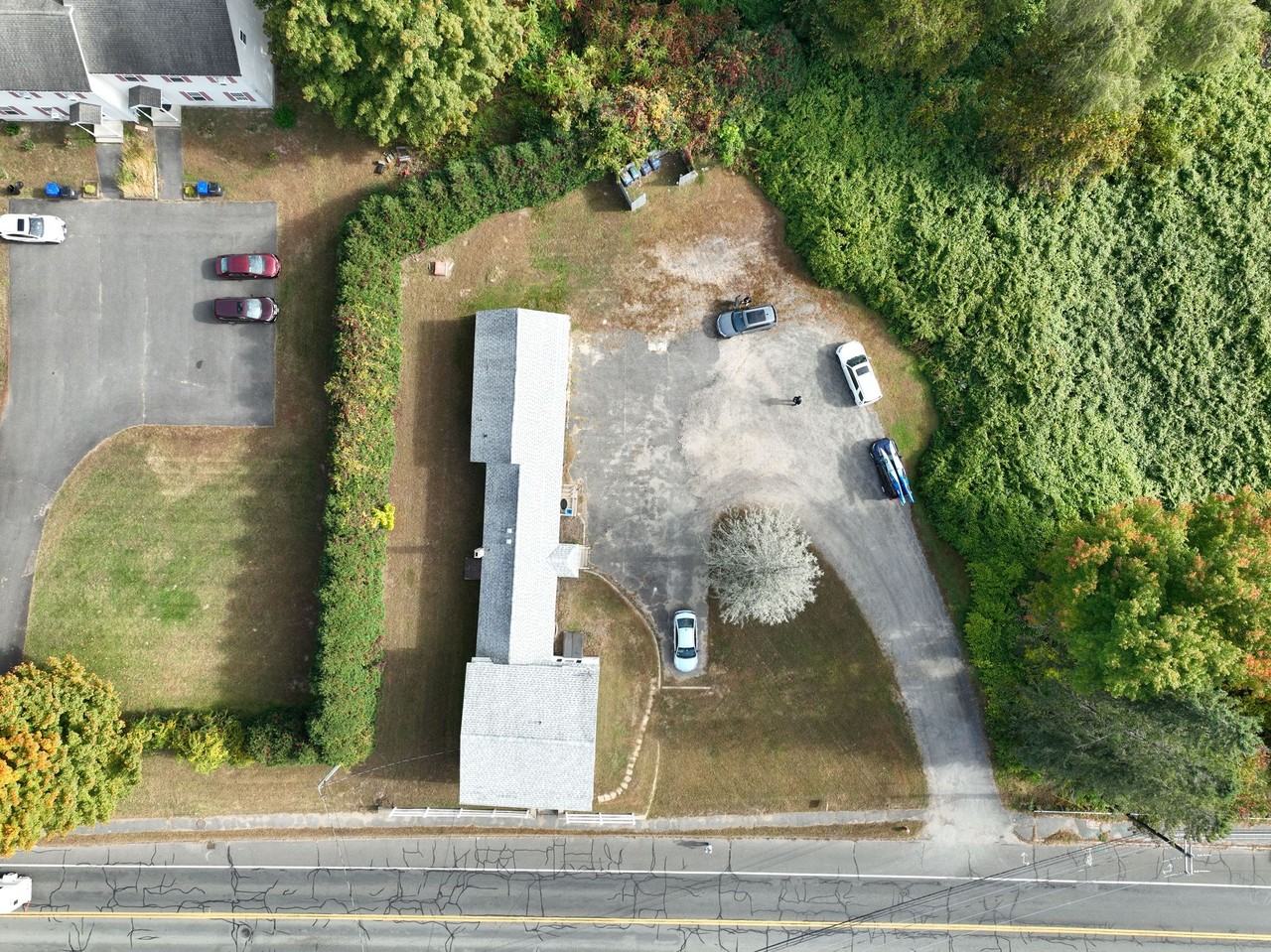 310 Belchertown Rd - Photo 7 of 50