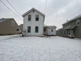 featured image of 826 W Highland Ave