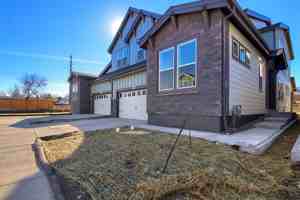 featured image of 1057 Torrey St