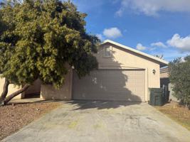 featured image of 2485 Armour Ave