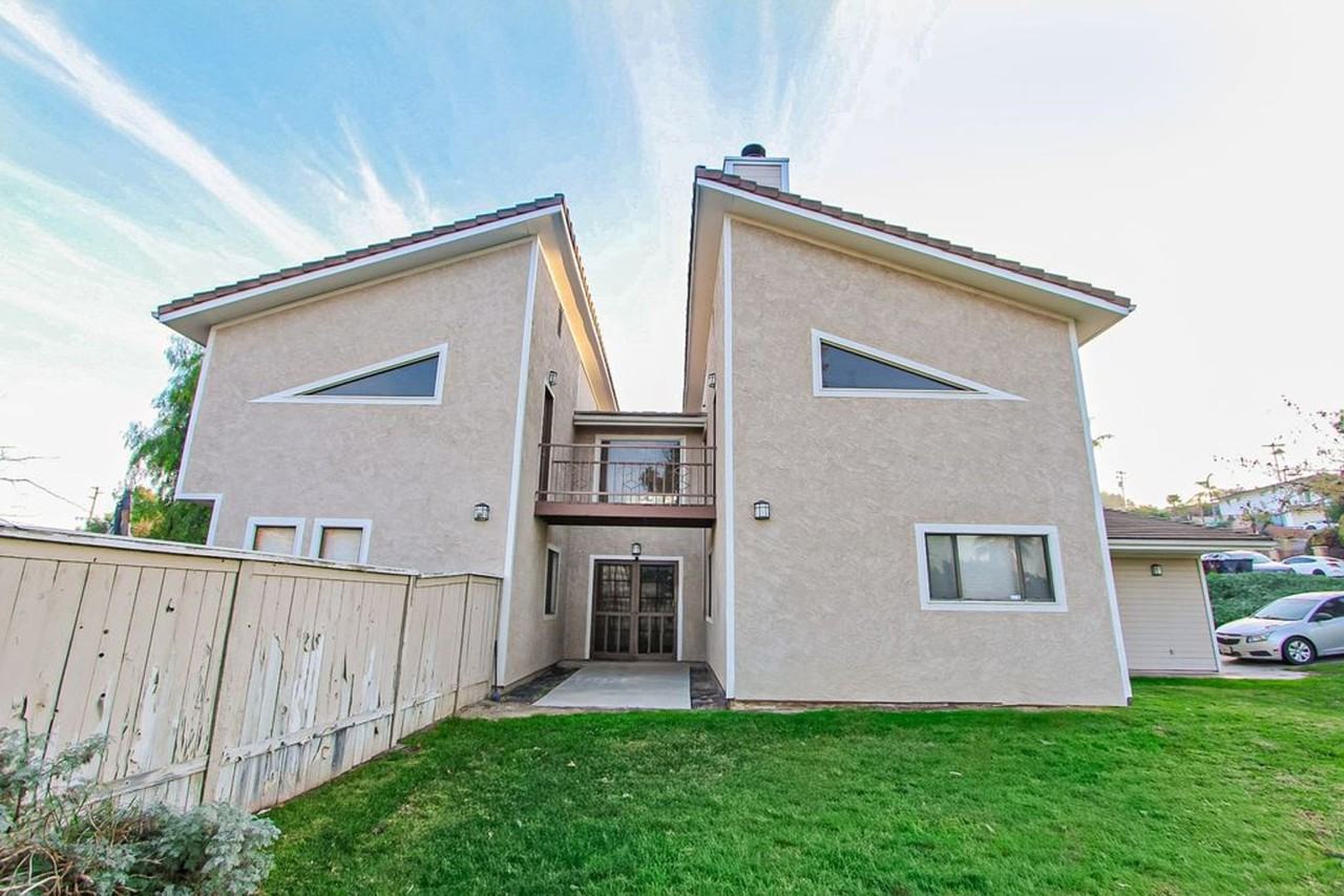 20351 Harvard Way - Photo 2 of 46