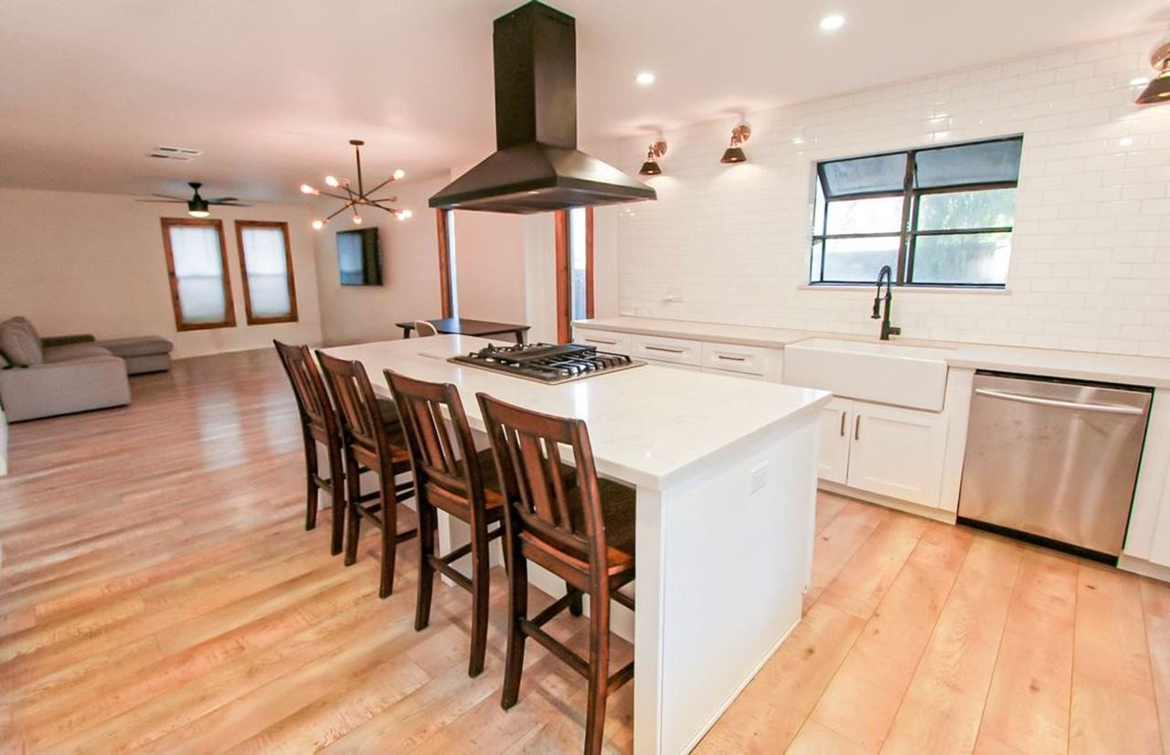 20351 Harvard Way - Photo 7 of 46