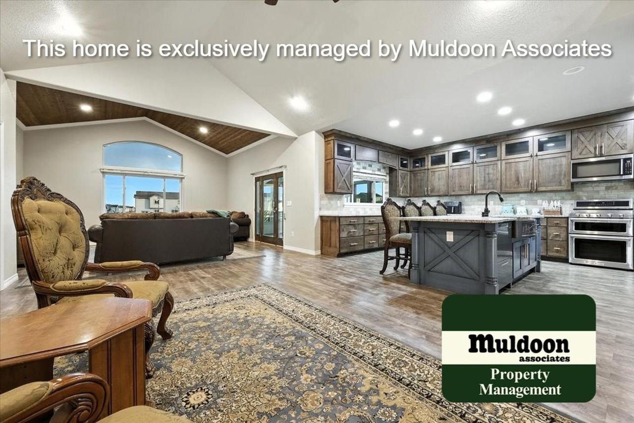 13569 Park Meadows Dr - Photo 4 of 50