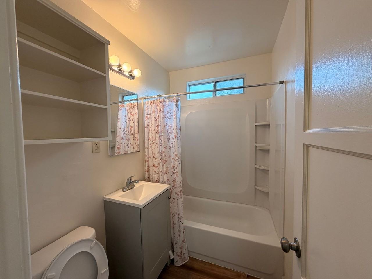 514 N Elizabeth St #A - Photo 3 of 7