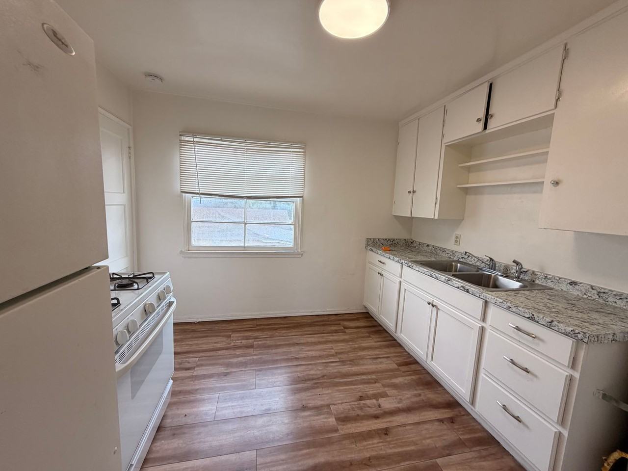 514 N Elizabeth St #A - Photo 4 of 7