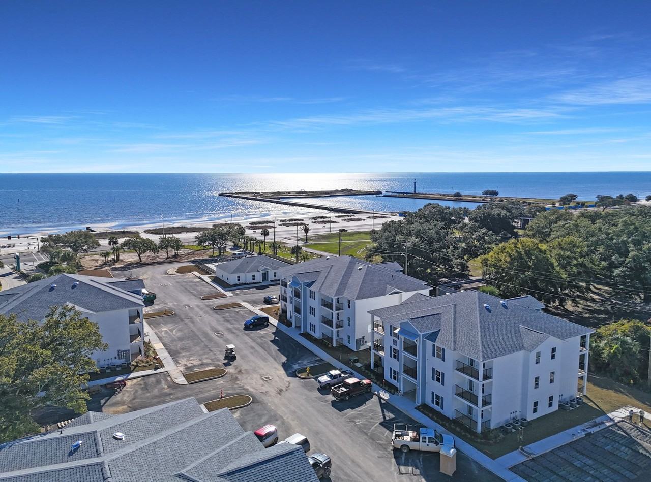 The Current Apartments - Photo 5 of 50