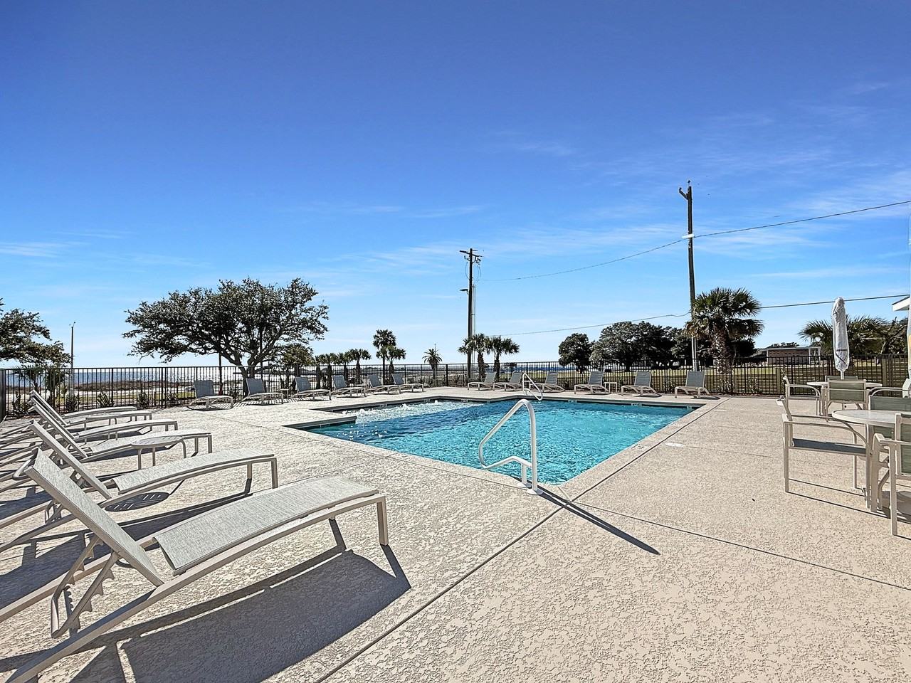 The Current Apartments - Photo 7 of 50