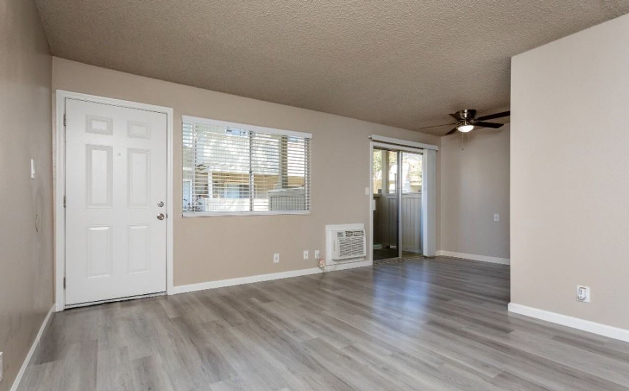 Bridgeford Apartments - Photo 4 of 18