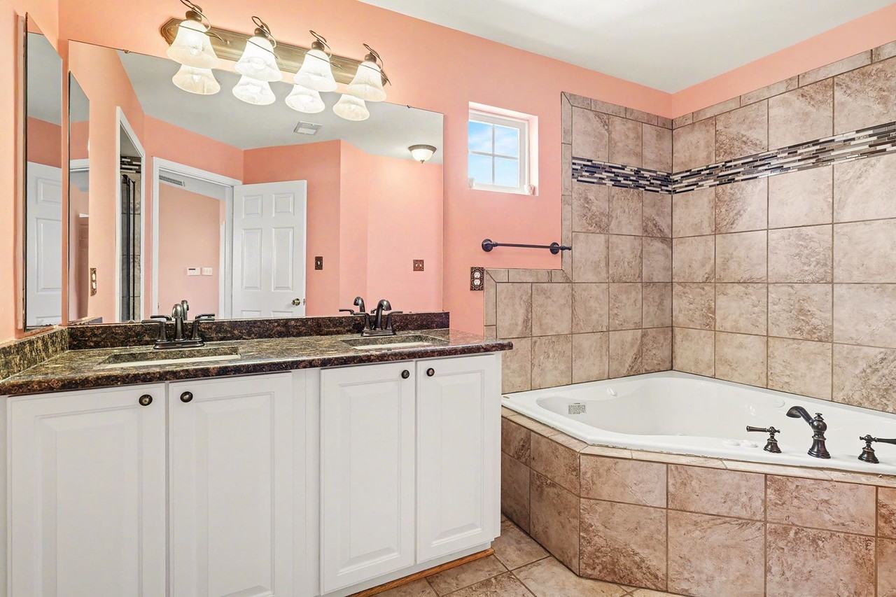 5308 Joshua Tree Cir - Photo 6 of 44