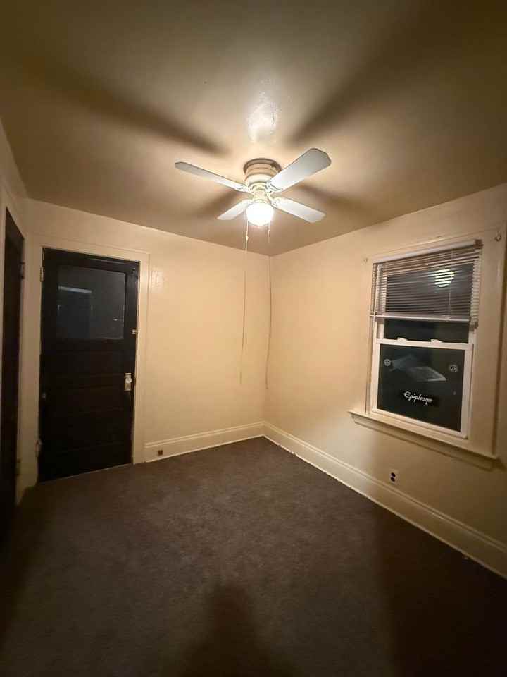 3935 E 147th St - Photo 7 of 9