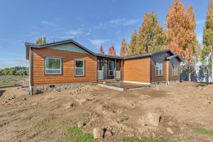 featured image of 8105 Sw River Rd