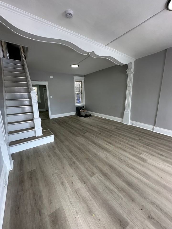 1345 S Taylor St - Photo 2 of 12