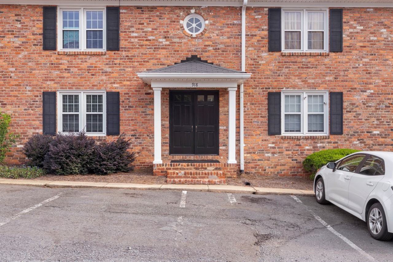 918 Mcalway Rd #B - Photo 2 of 27