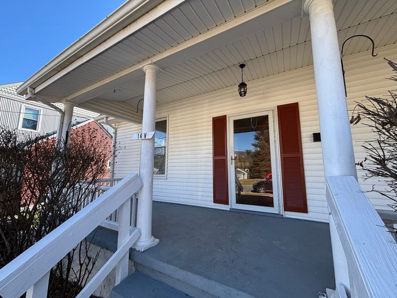 14 W Carrollton Ave - Photo 3 of 50