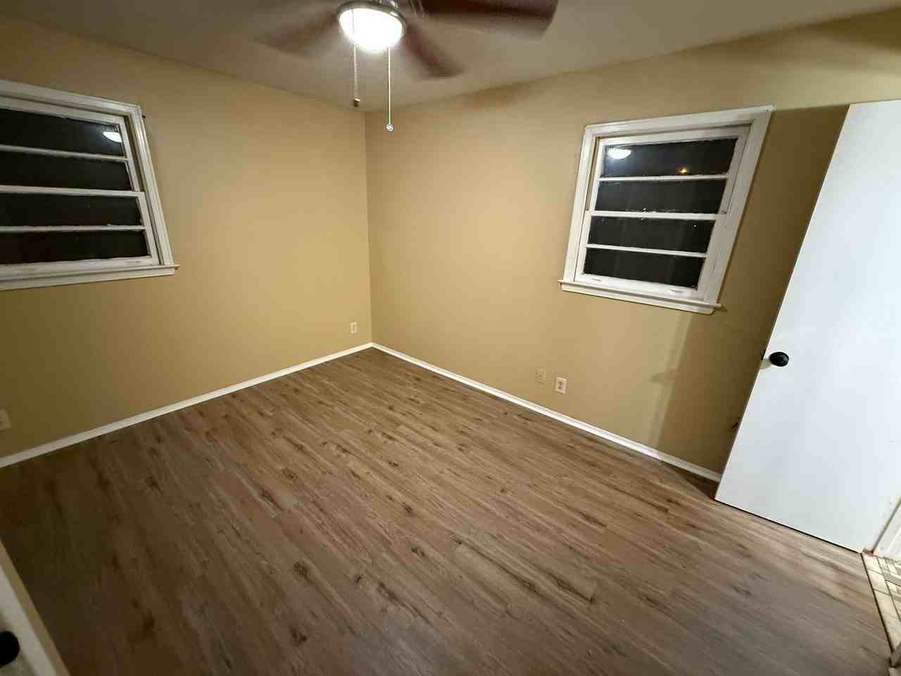 5002 Greensboro Ct - Photo 7 of 11