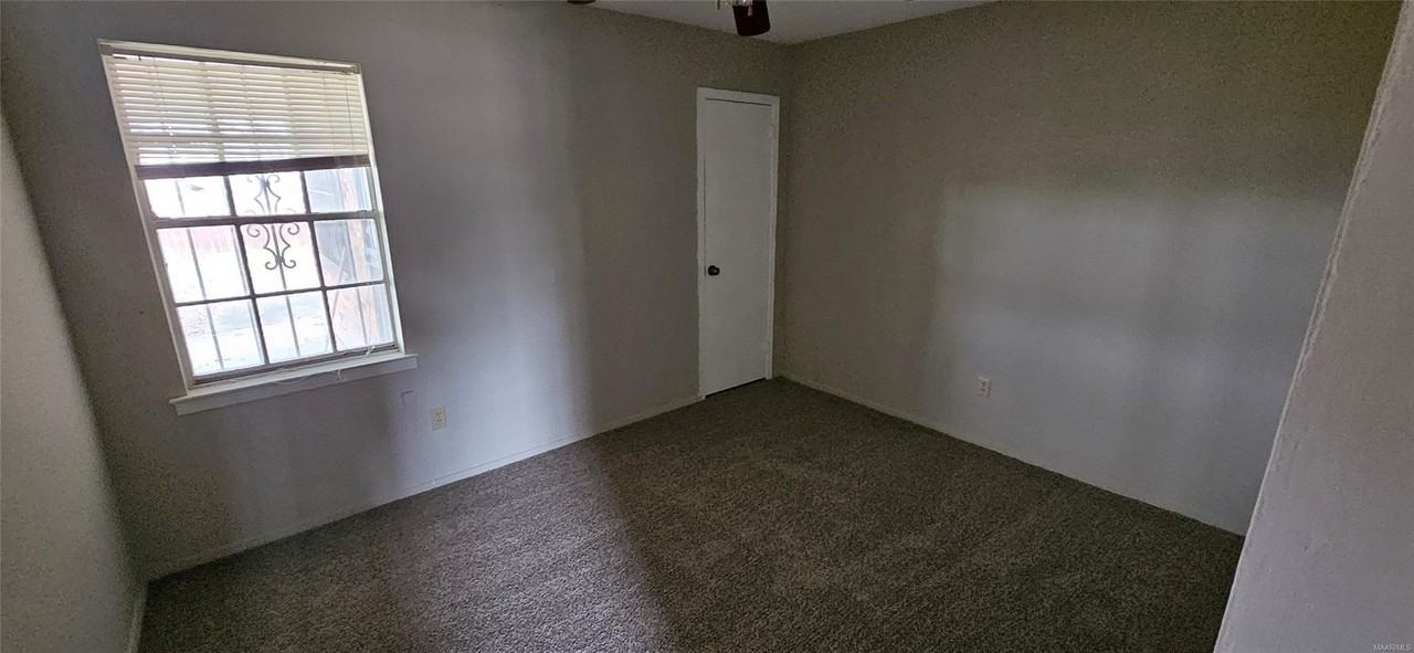 5534 Gantry Dr - Photo 4 of 5