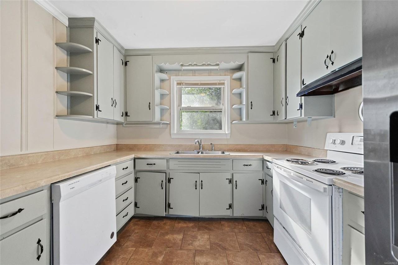 2838 Biltmore Ave - Photo 7 of 16