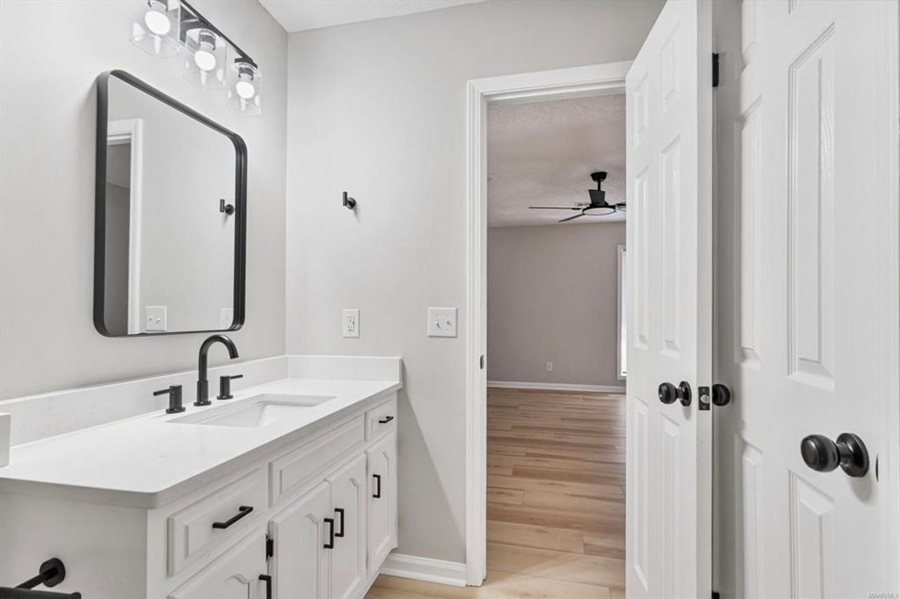 2744 Country Brook Dr - Photo 4 of 19