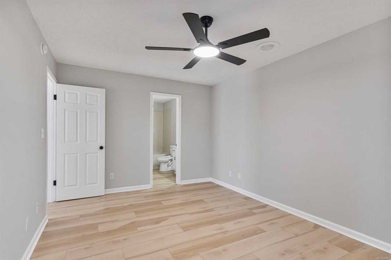 2744 Country Brook Dr - Photo 7 of 19