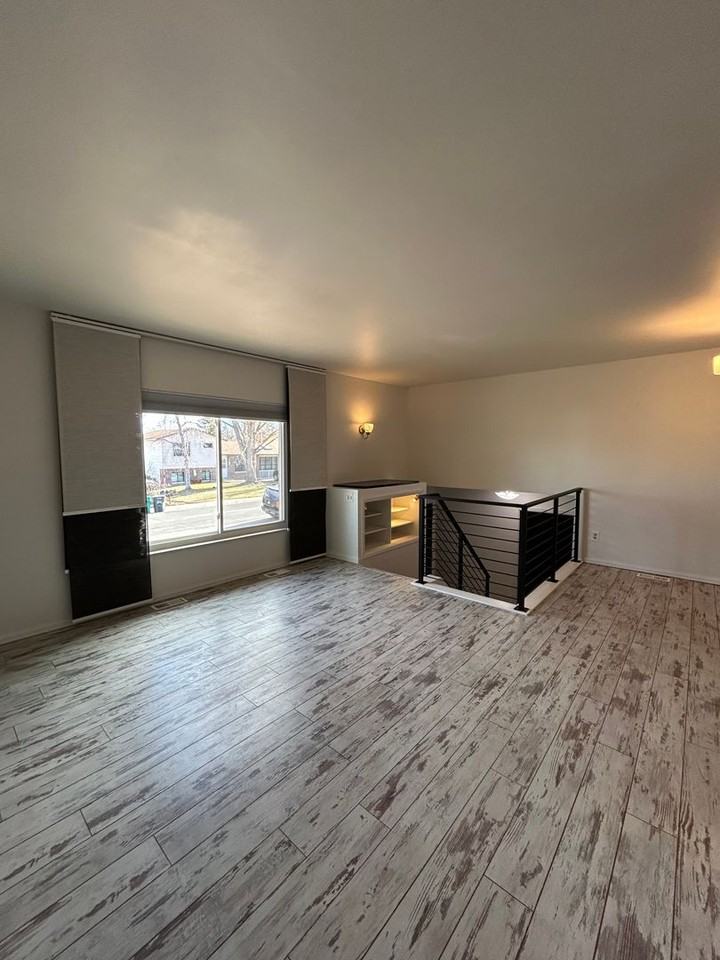 4739 S Xenophon St - Photo 5 of 40