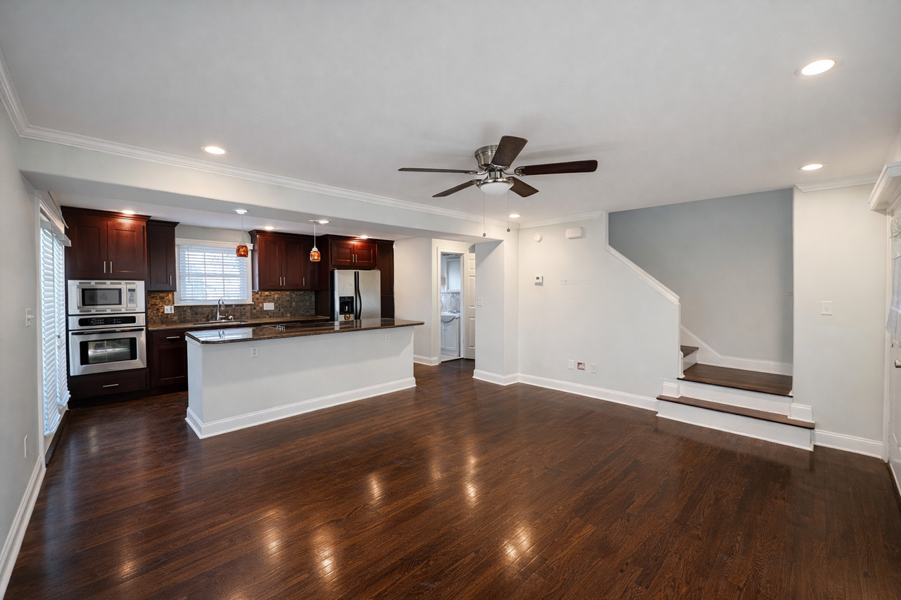 416 E 63rd Ter - Photo 2 of 13