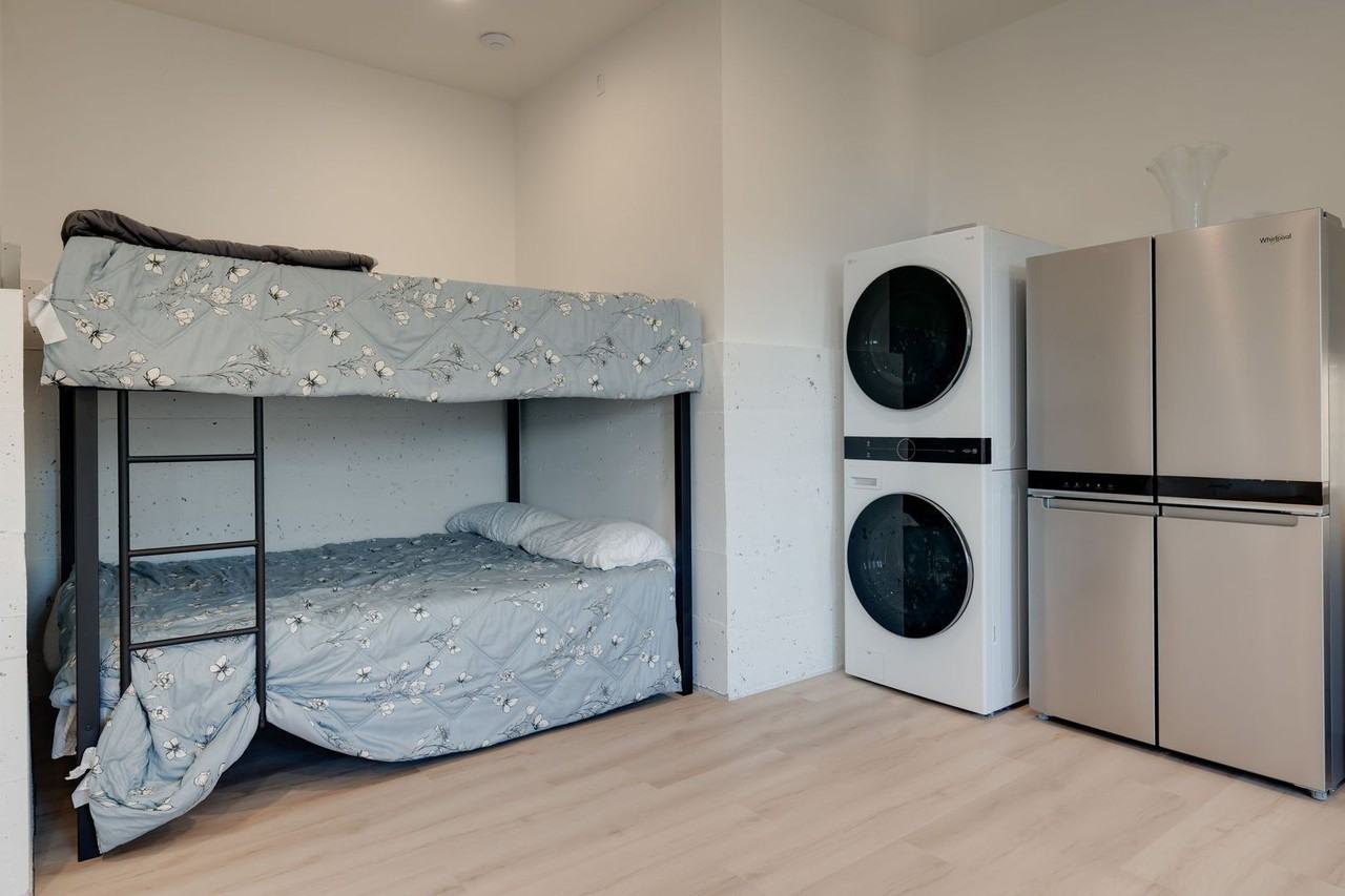 495 Encina Dr - Photo 6 of 24