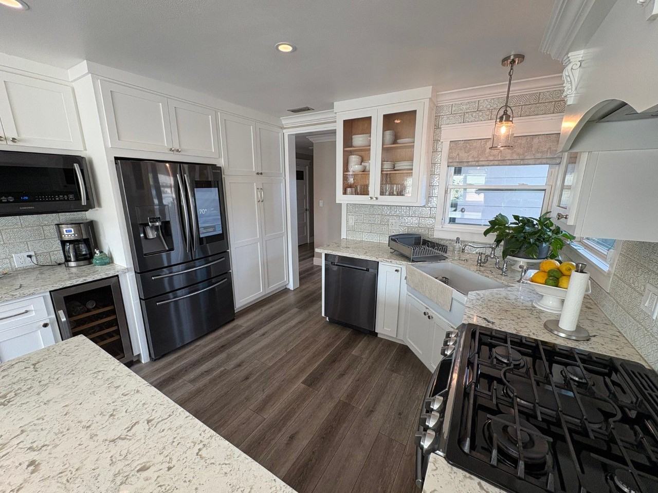 15471 Victoria Ln - Photo 7 of 36