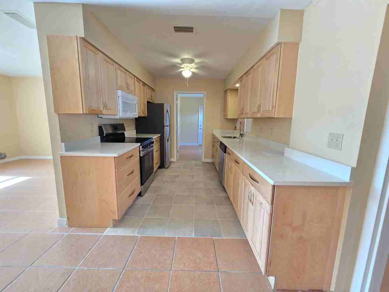 3125 Irving St - Photo 7 of 39