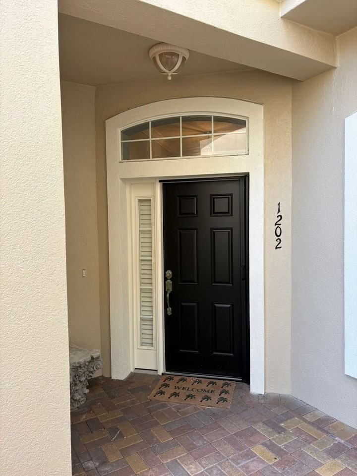 1202 Makarios Dr - Photo 2 of 24