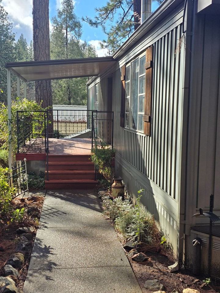 586 Dundee Ct - Photo 5 of 44