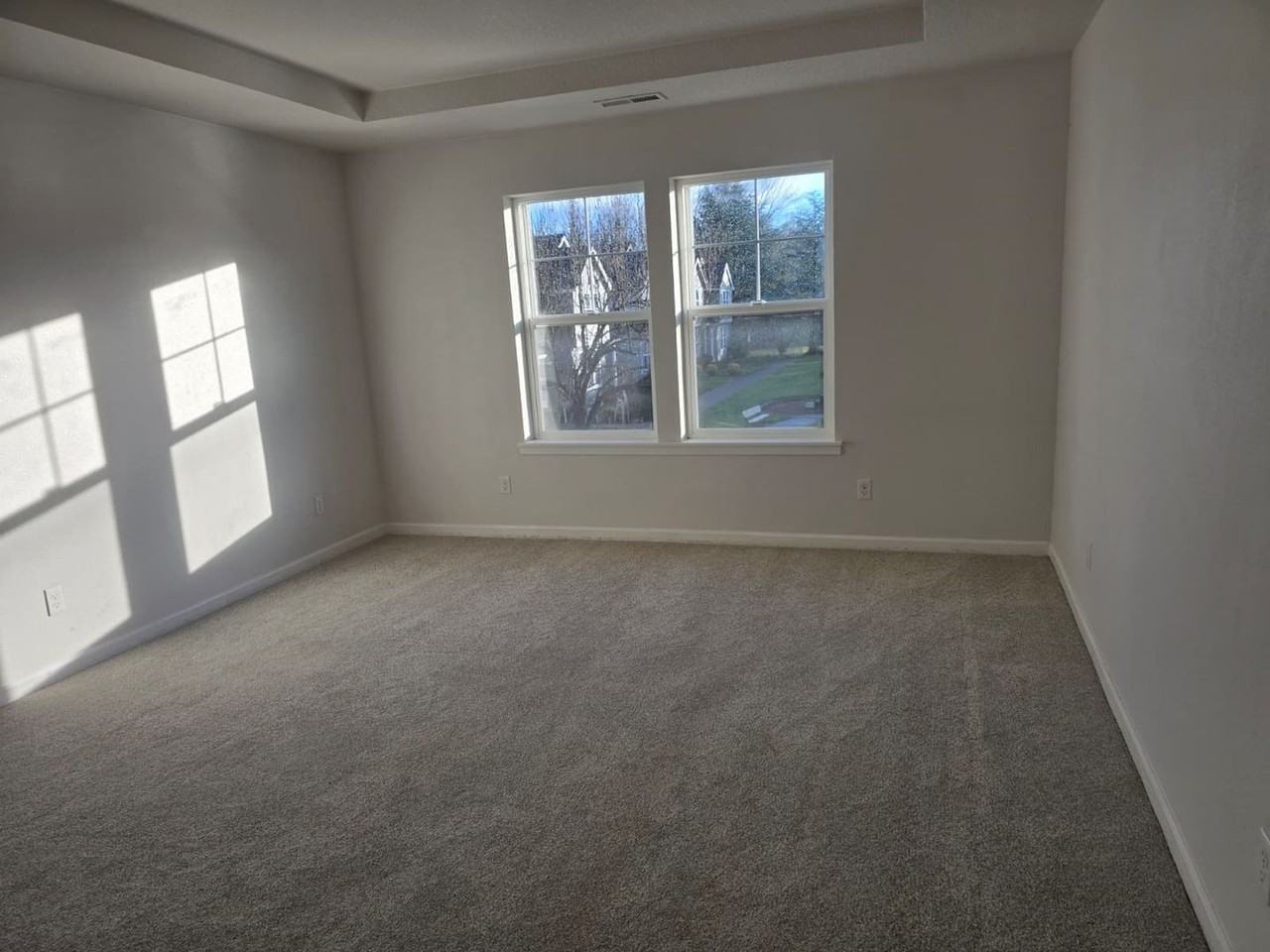 173 N 7th Ave - Photo 6 of 25