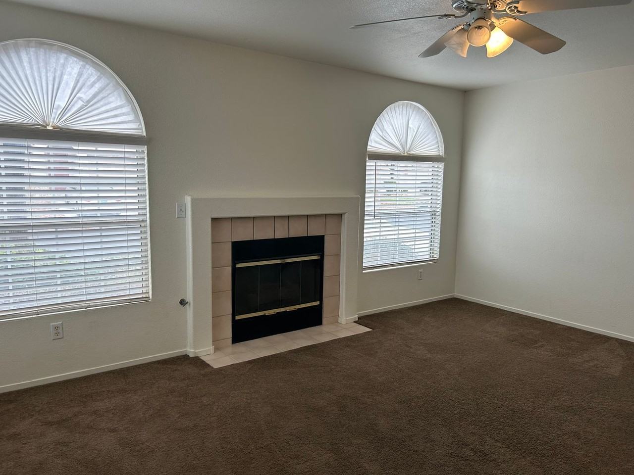 10103 Tumbling Tree St - Photo 5 of 24