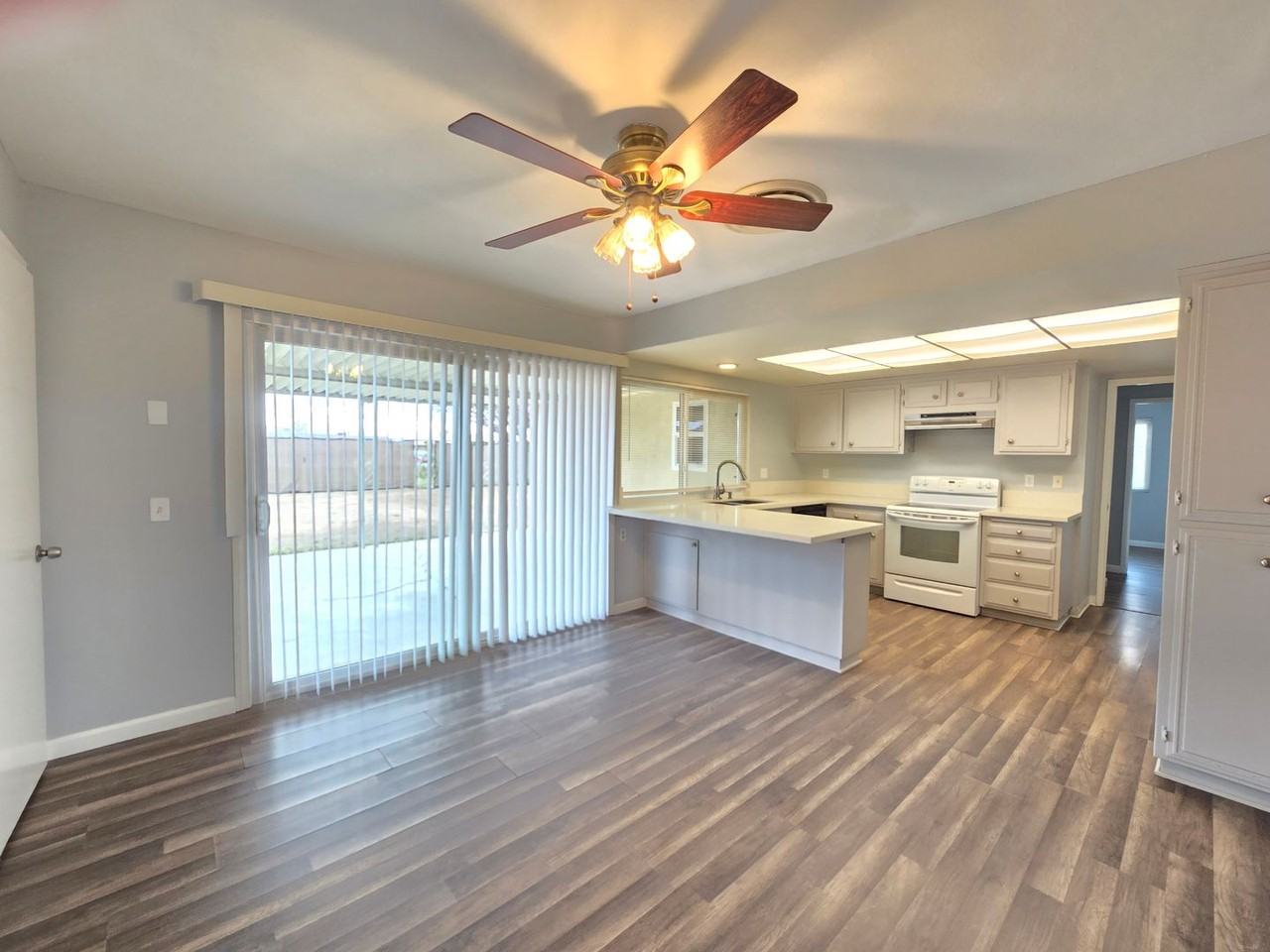 10616 Proctor Blvd - Photo 7 of 23