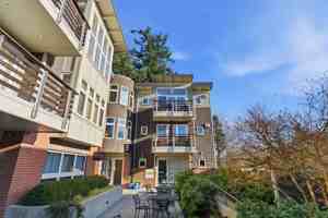 featured image of 400 Winslow Way E #280