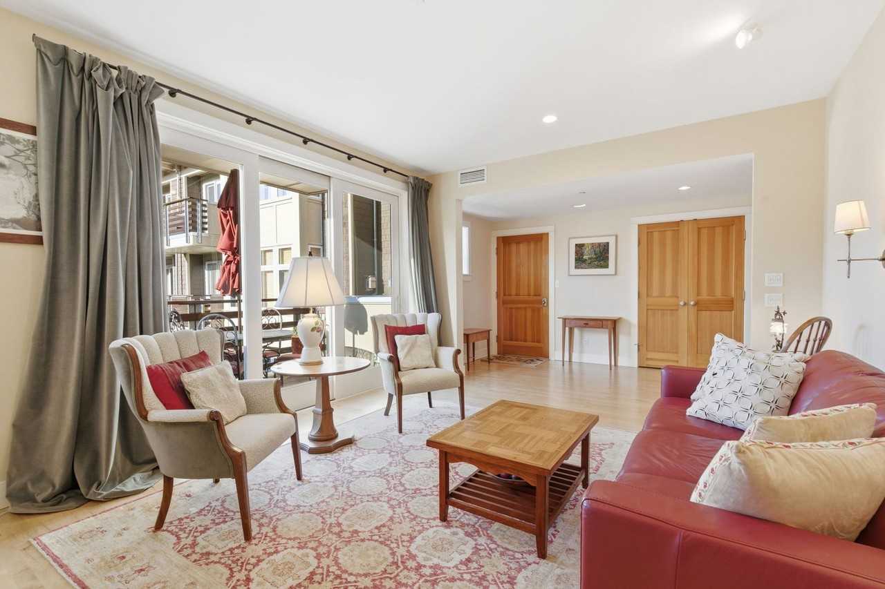 400 Winslow Way E #280 - Photo 7 of 20