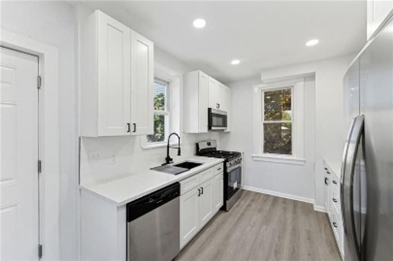 233 E 19th Ave - Photo 2 of 10