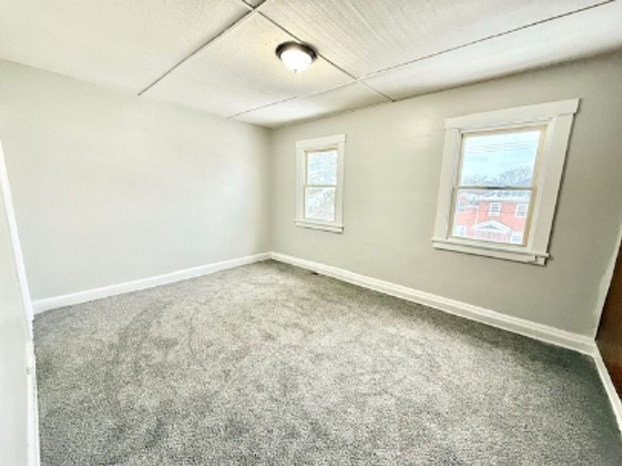 866 866 Vankirk - 1 #1 - Photo 7 of 9