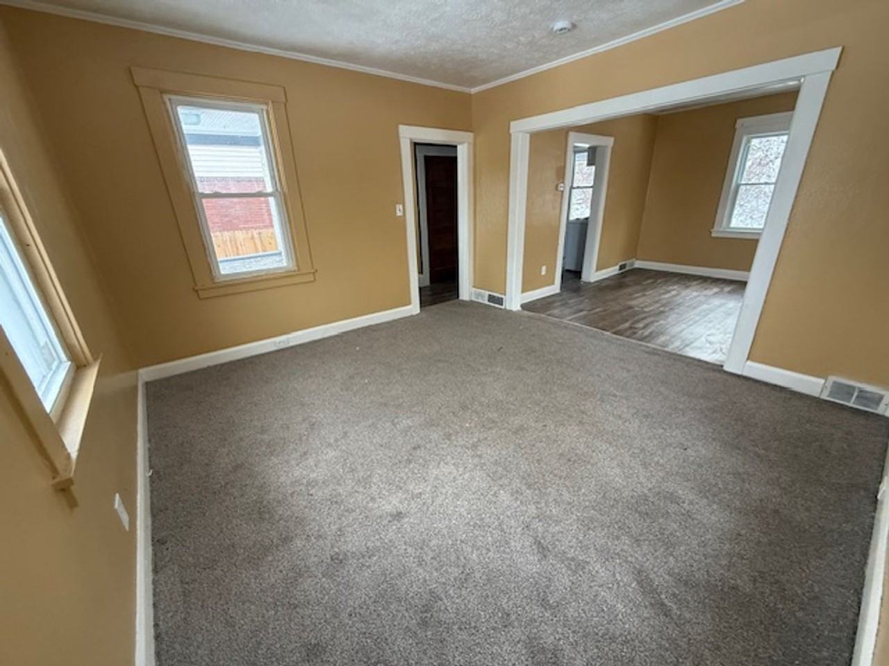 605 N 6th St - Photo 5 of 13