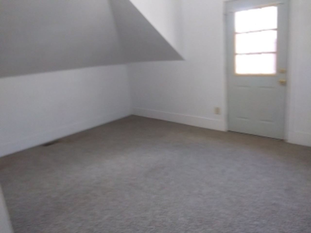 205 Griscom St Rear - Photo 6 of 8