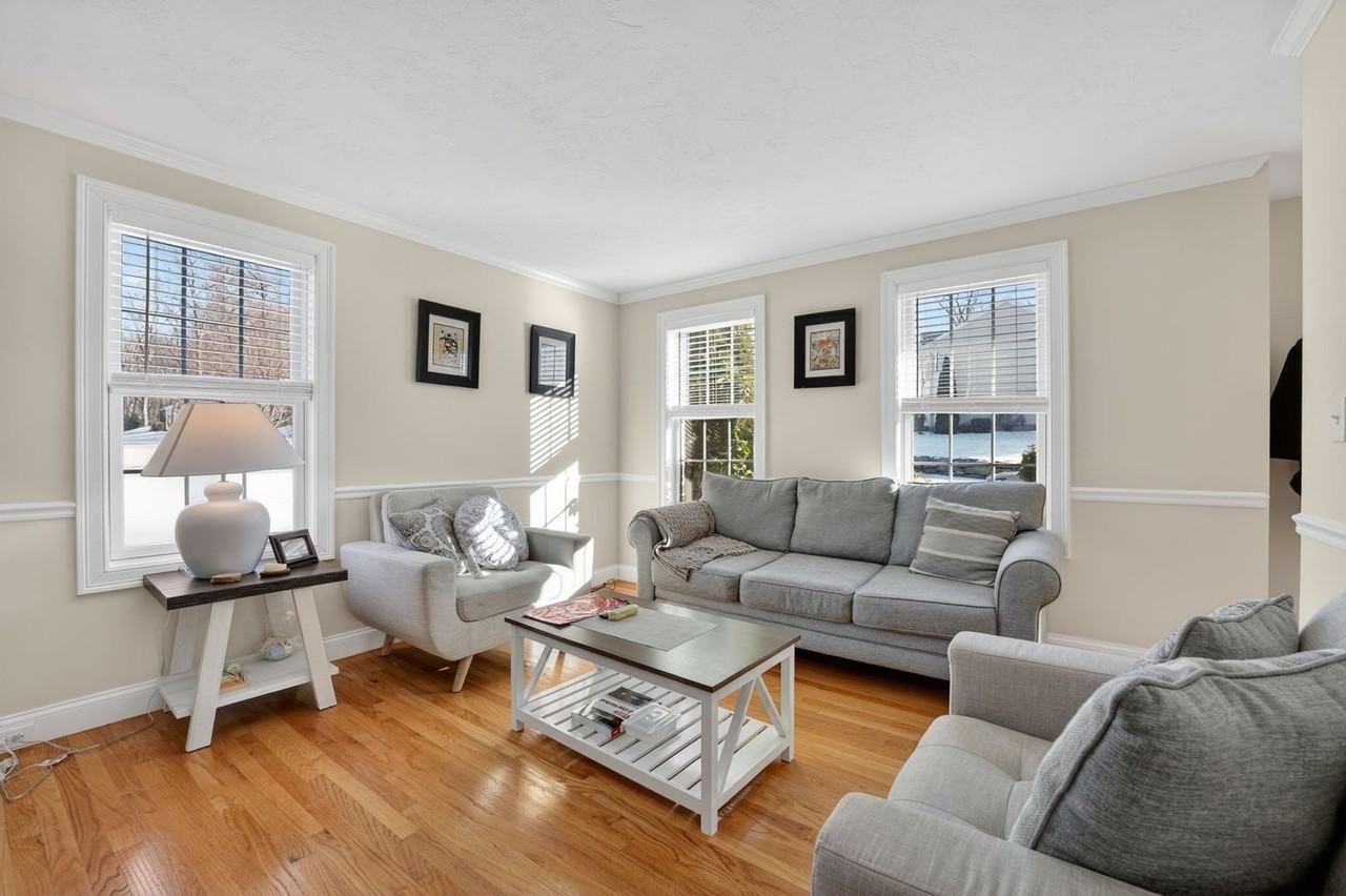 3 Diana Hill Dr - Photo 5 of 34