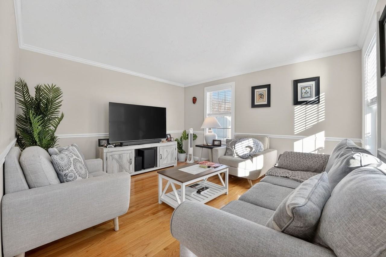 3 Diana Hill Dr - Photo 6 of 34