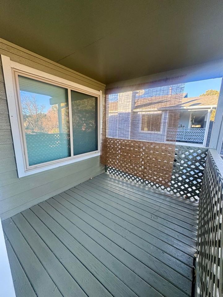 2611 Hearthwood Ln - Photo 6 of 26