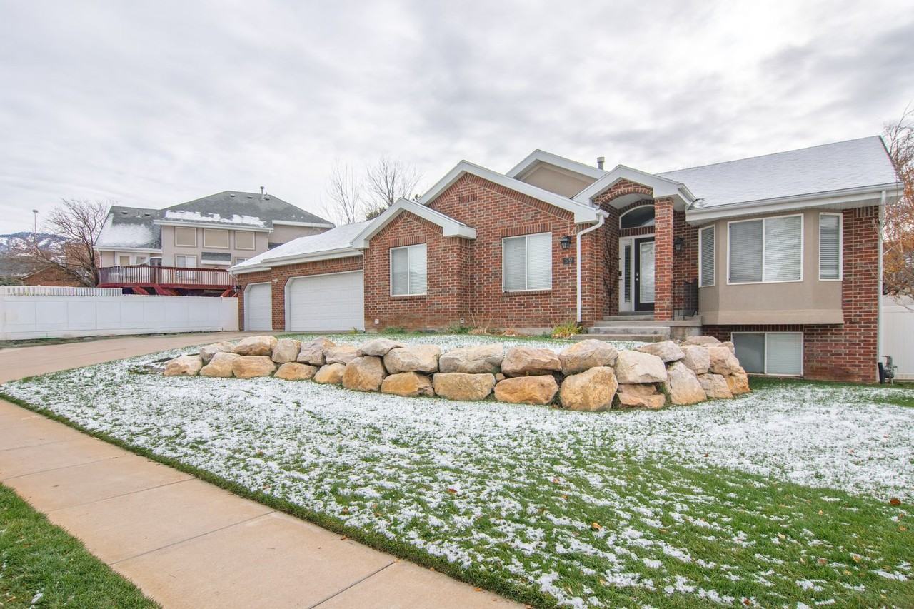 59 W 2200 S - Photo 3 of 50