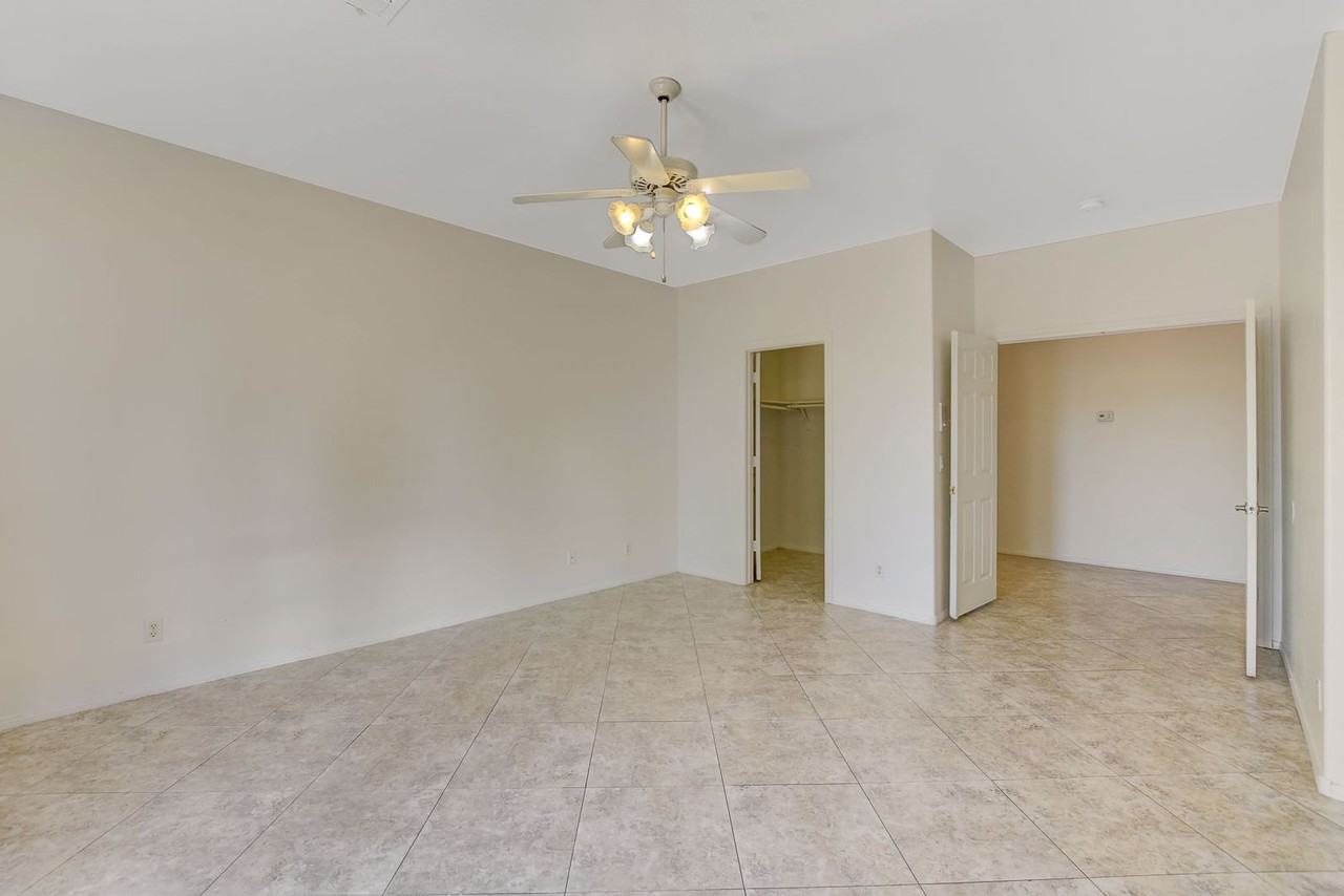 1408 Reebok Ter - Photo 3 of 48