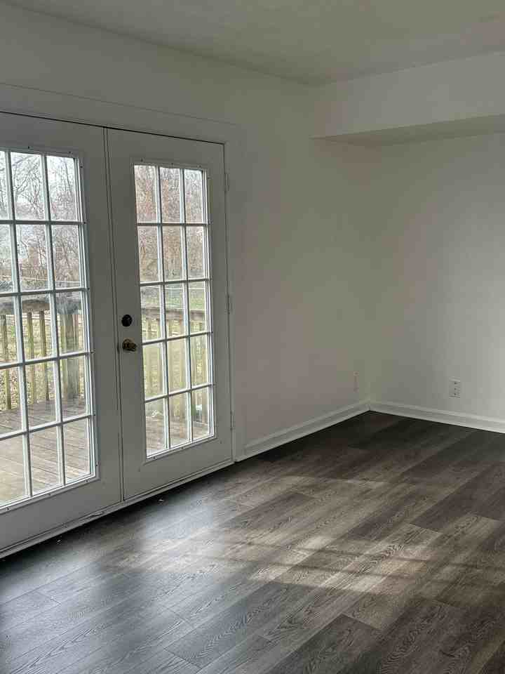 4220 Sunset Ave - Photo 2 of 25