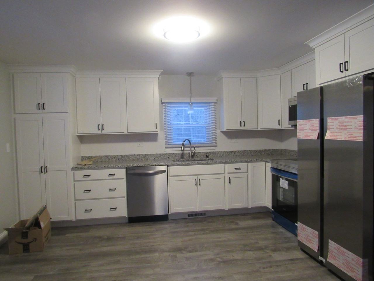 121 Londonderry Tpke - Photo 5 of 21