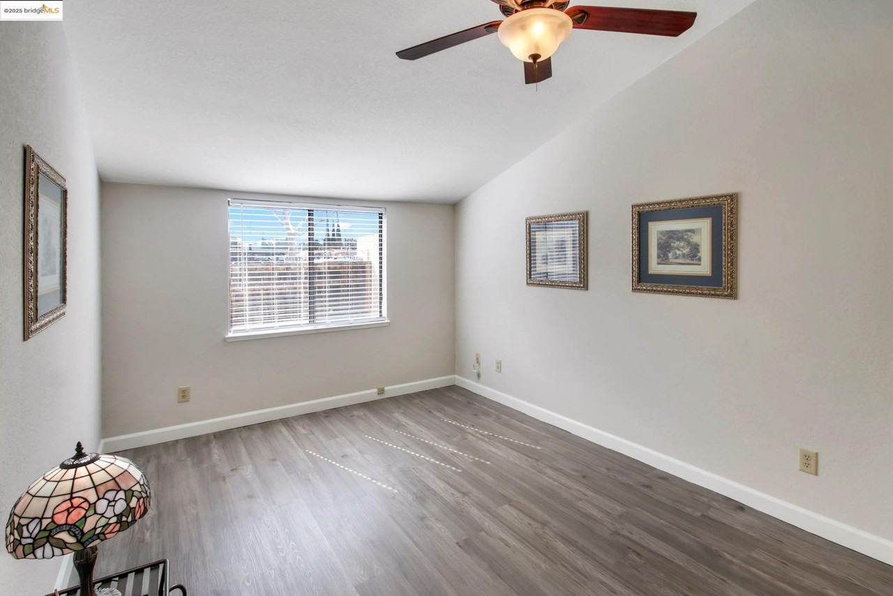 923 Villa Ter - Photo 6 of 13